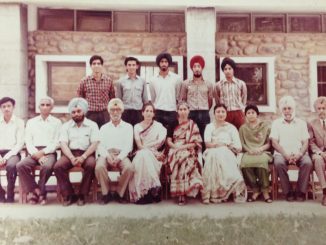 Kulbir Singh (Standing extreme right) in Central Association Govt College Chandigarh 1984-85